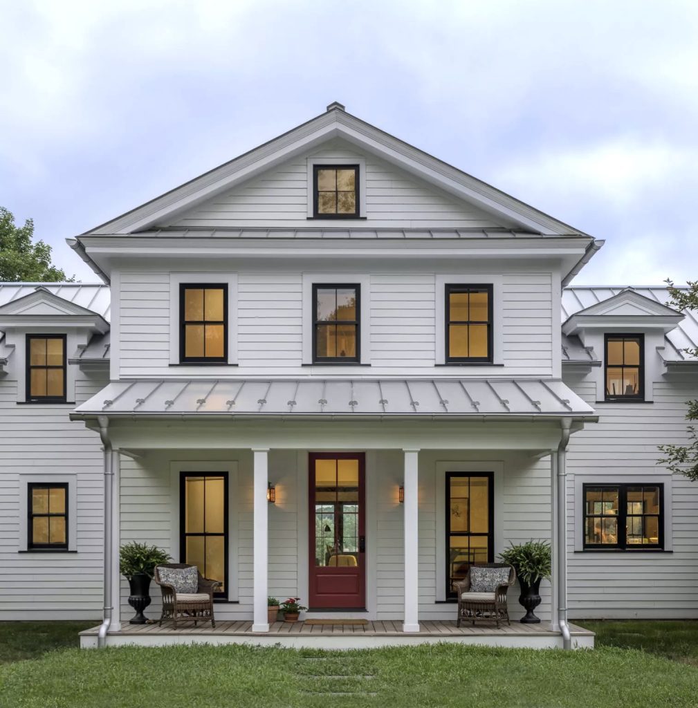 Modern Farm house exterior paint colors 2021