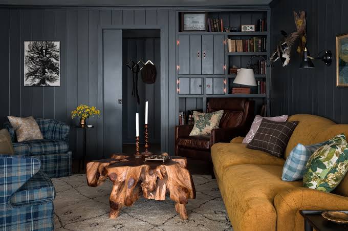 Off-black walls